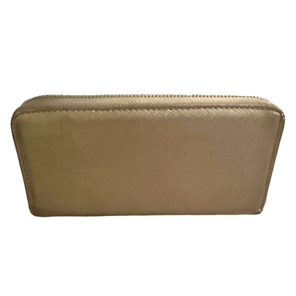 Prada Safianno wallet with 3 compartments. GUC - Picture 2 of 10